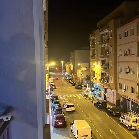 And New Furnished In Centre Lägenhet